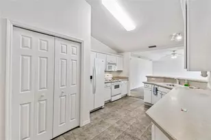 142 Morning Glory Cir, Winter Haven, FL 33884 - Photo 15