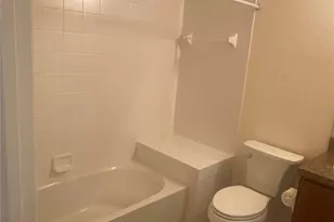 1561 Vienna Square Dr, Winter Haven, FL 33884 - Photo 23