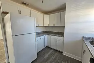 2349 Lisa St, Lake Wales, FL 33898 - Photo 9