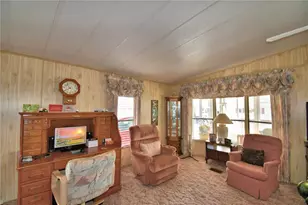 4343 Cherrywood St, Winter Haven, FL 33880 - Photo 11