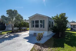 5049 Shore Line Dr, Polk City, FL 33868 - Photo 3