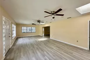 1663 W Lake Cannon Dr NW, Winter Haven, FL 33881 - Photo 7