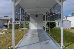 5148 Island View Cir N, Polk City, FL 33868 - Photo 9