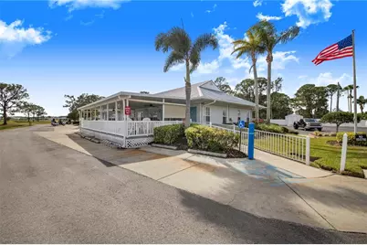 332 Fairway Boulevard, Frostproof, FL 33843 - Photo 49