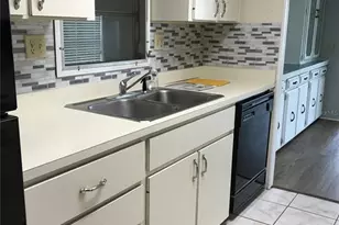 422 Lakeside Ranch Cir, Winter Haven, FL 33881 - Photo 11