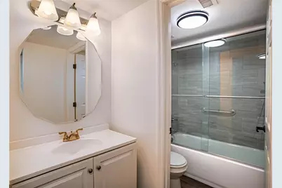 1100 Martinique Drive #106, Winter Haven, FL 33884 - Photo 11