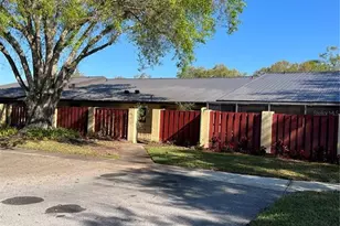 683 Broadmoor Cir, Winter Haven, FL 33884 - Photo 1