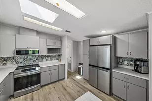 8925 Southshore Ct, Polk City, FL 33868 - Photo 19