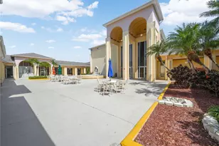 1517 Club Cir, Lakeshore, FL 33854 - Photo 19