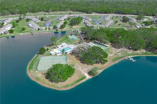 1517 Club Cir, Lakeshore, FL 33854 - Photo 27