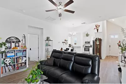 747 Fraser Court, Kissimmee, FL 34759 - Photo 13