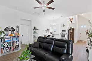 747 Fraser Ct, Kissimmee, FL 34759 - Photo 13