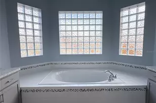 1124 Sawgrass Dr, Winter Haven, FL 33884 - Photo 31