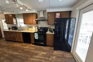 8689 Breeze Hill Dr, Lake Wales, FL 33898 - Photo 13