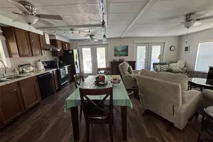 8689 Breeze Hill Dr, Lake Wales, FL 33898 - Photo 21