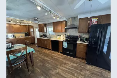 8689 Breeze Hill Drive, Lake Wales, FL 33898 - Photo 19