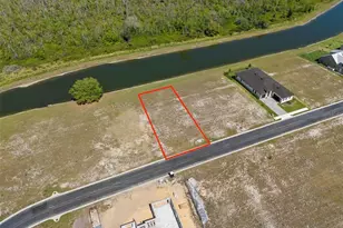 345 Adams View Ln, Auburndale, FL 33823 - Photo 1