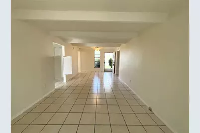 1219 Club Circle, Lakeshore, FL 33854 - Photo 11