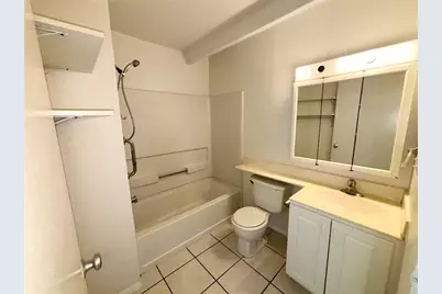 1219 Club Circle, Lakeshore, FL 33854 - Photo 9