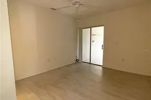 1219 Club Cir, Lakeshore, FL 33854 - Photo 15