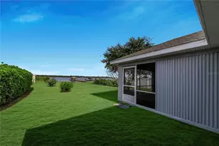 4099 Island Lakes Dr, Winter Haven, FL 33881 - Photo 3