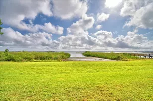 329 Hamilton Shores Dr NE, Winter Haven, FL 33881 - Photo 3