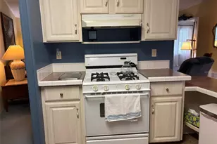 6107 Grand Oaks Dr SE, Winter Haven, FL 33884 - Photo 9