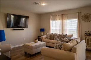 3440 Dahlia Dr, Haines City, FL 33844 - Photo 5