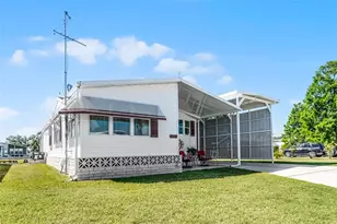 5153 Island View Cir S, Polk City, FL 33868 - Photo 9