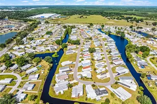 5153 Island View Cir S, Polk City, FL 33868 - Photo 59