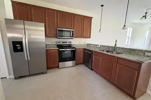 1224 Vienna Square Dr, Winter Haven, FL 33884 - Photo 5