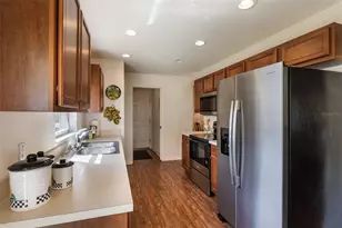 284 Lake Suzanne Dr, Lake Wales, FL 33859 - Photo 9