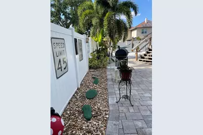 124 Palm Place Place, Haines City, FL 33844 - Photo 5