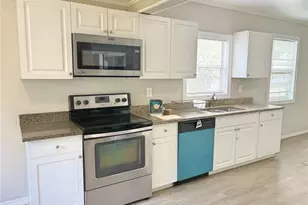 602 NW 1st Ave, Mulberry, FL 33860 - Photo 5