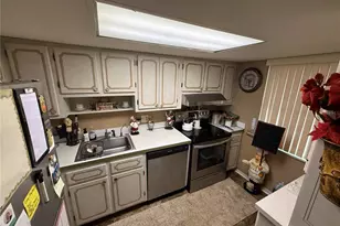 700 Mirror Terrace NW, Winter Haven, FL 33881 - Photo 13