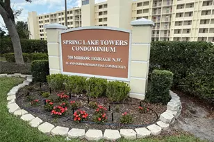 700 Mirror Terrace NW, Winter Haven, FL 33881 - Photo 1