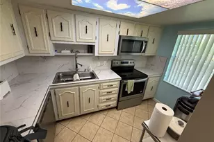 333 Lake Howard Dr NW, Winter Haven, FL 33880 - Photo 9