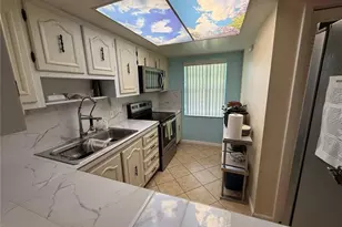 333 Lake Howard Dr NW, Winter Haven, FL 33880 - Photo 11