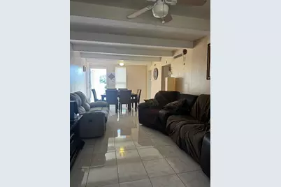 929 Club Circle, Lakeshore, FL 33854 - Photo 5