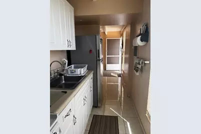 929 Club Circle, Lakeshore, FL 33854 - Photo 7