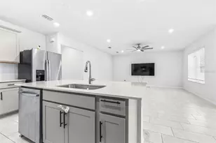 1050 Michelangelo Ln, Winter Haven, FL 33884 - Photo 9