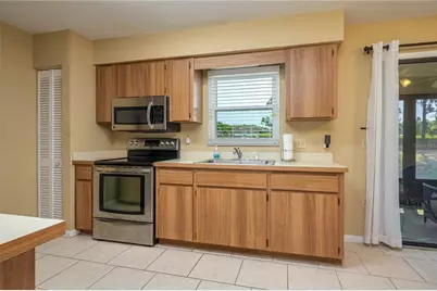 3245 Prairie Dunes Circle E, Lakeland, FL 33810 - Photo 23