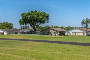 3245 Prairie Dunes Cir E, Lakeland, FL 33810 - Photo 35