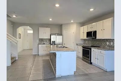 1378 Fox Squirrel Drive, Davenport, FL 33897 - Photo 9