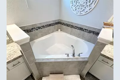 832 Vienna Drive, Winter Haven, FL 33884 - Photo 43