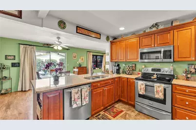 527 Duchess Drive, Lakeland, FL 33803 - Photo 7