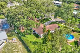 527 Duchess Dr, Lakeland, FL 33803 - Photo 43