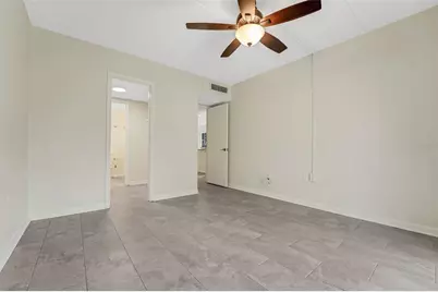 208 Lake Howard Drive NW #104, Winter Haven, FL 33880 - Photo 17