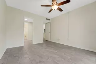 208 Lake Howard Dr NW, Winter Haven, FL 33880 - Photo 17
