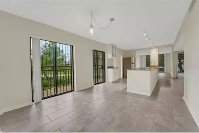 208 Lake Howard Drive NW #104, Winter Haven, FL 33880 - Photo 5